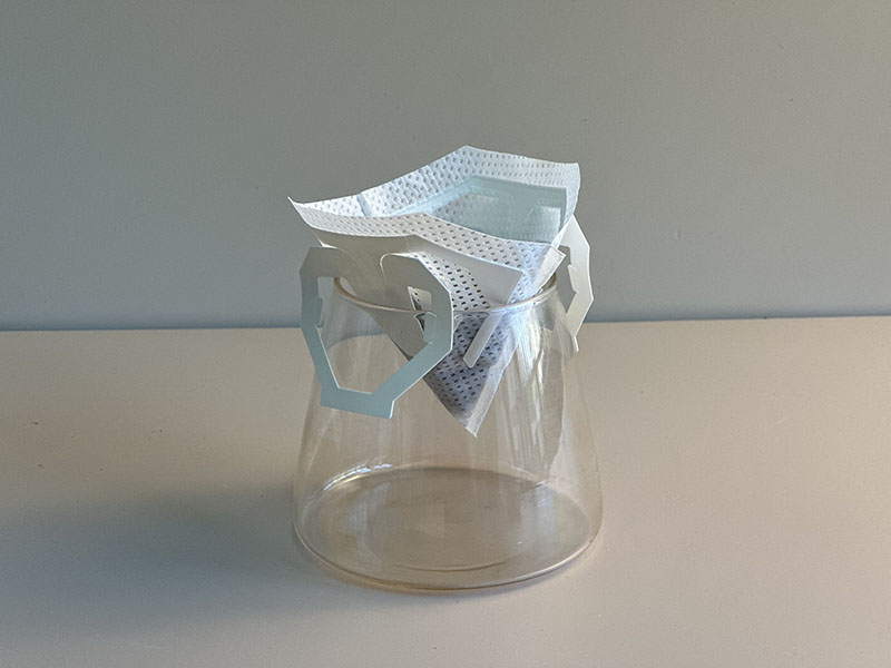 Hanging ear coffee filter-cone type